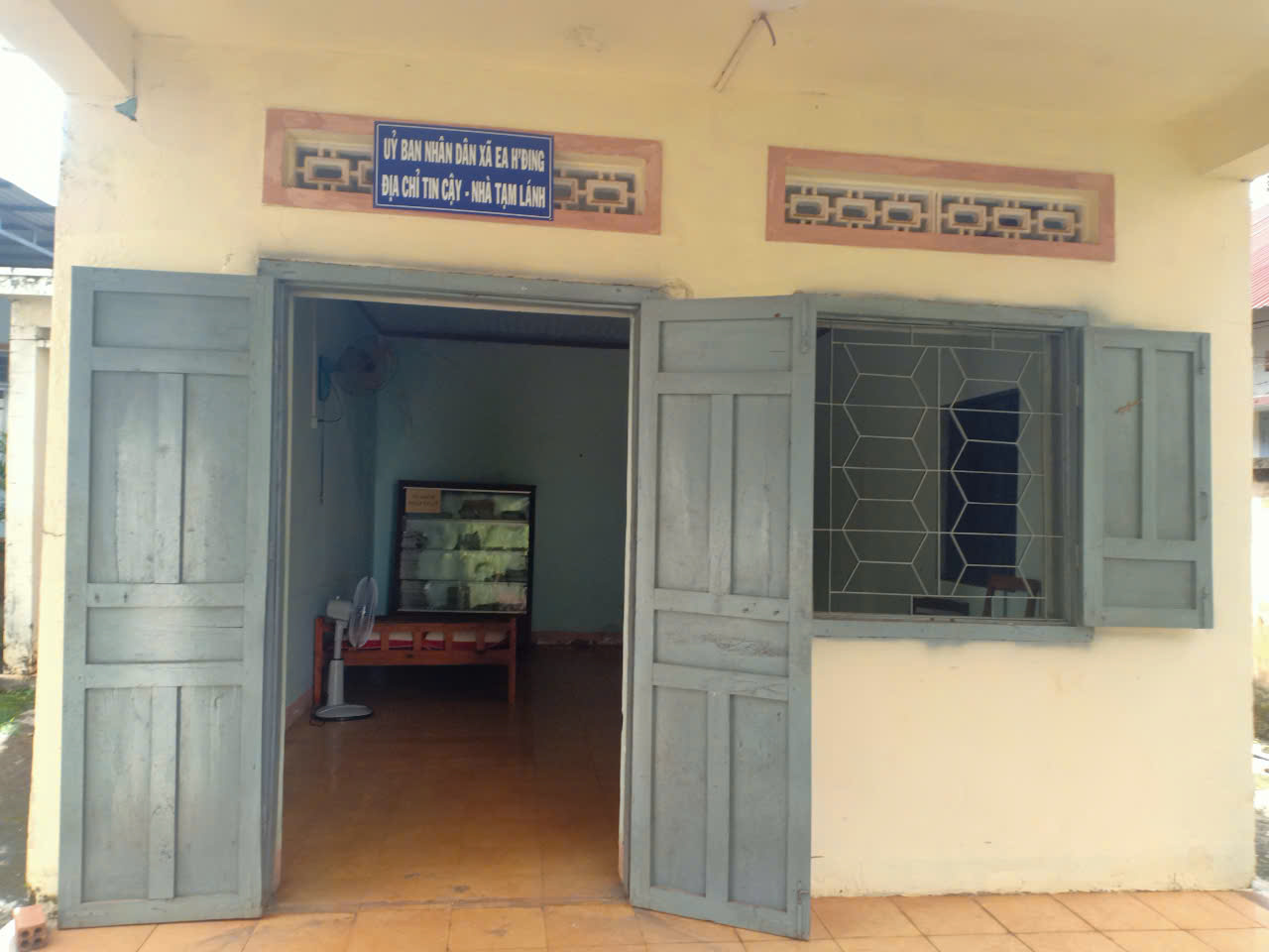 29.8 anh nha tam lánh